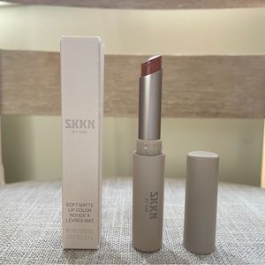 SKKN By Kim Soft Matte Lip Color Lipstick Nude 05, BNIB